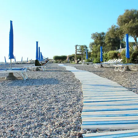 Puntaquattroventi מלון ארקולאנו