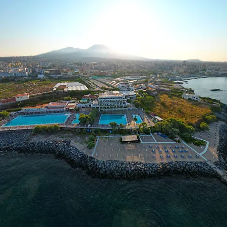 Puntaquattroventi Szálloda 4*