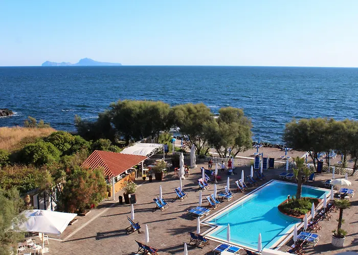 Puntaquattroventi Szálloda 4*