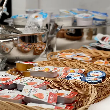 Hotel Puntaquattroventi 4*