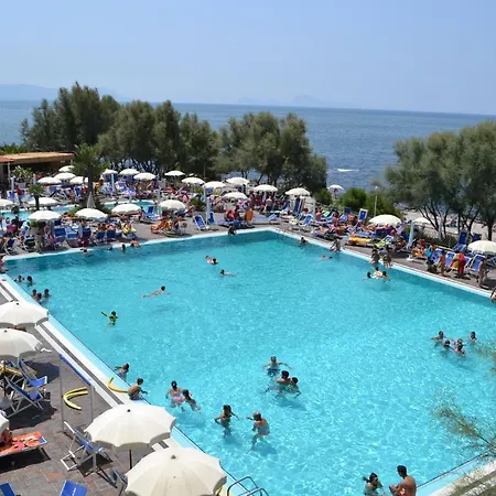 Puntaquattroventi Hotel
